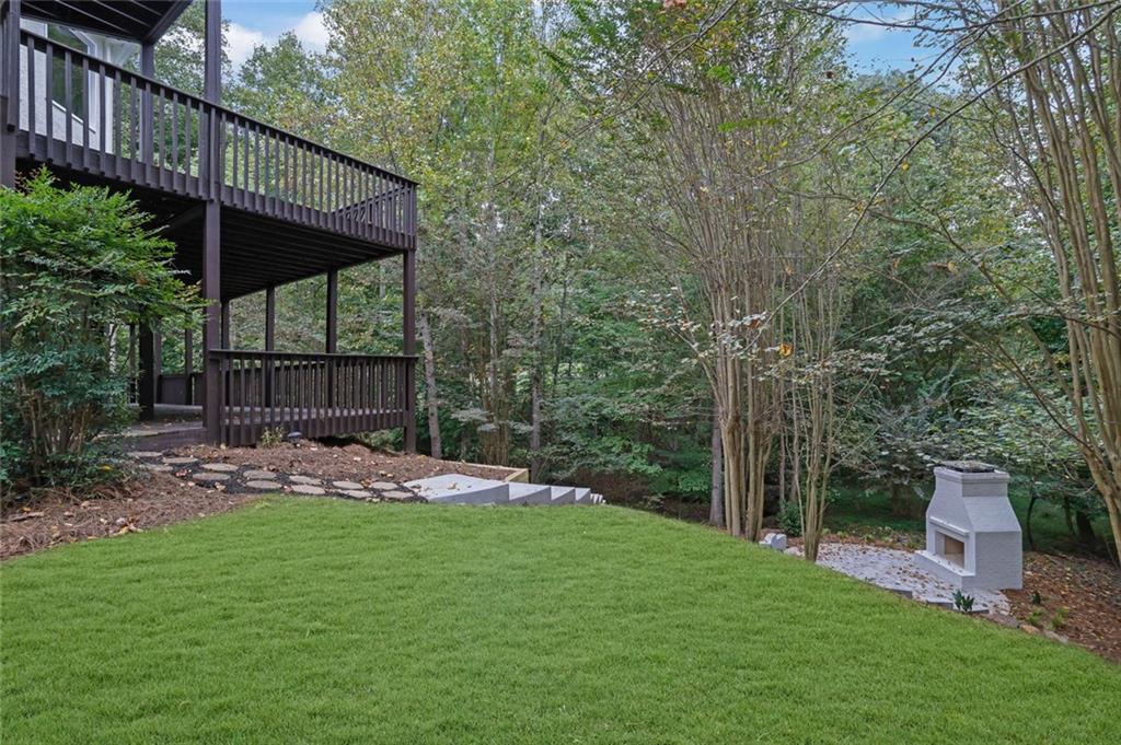 835 Bermuda Run Woodstock GA 30189