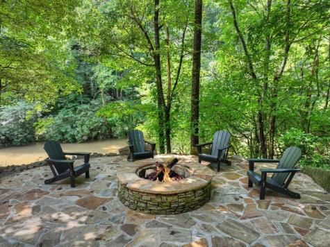 46 Private Drive Ellijay GA 30536