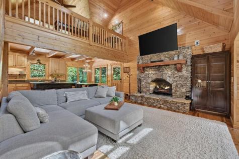 46 Private Drive Ellijay GA 30536