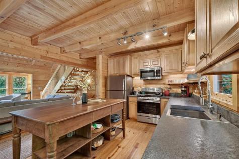 46 Private Drive Ellijay GA 30536