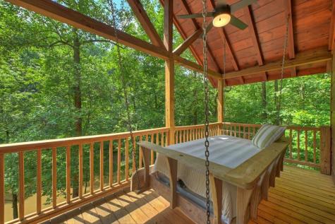 46 Private Drive Ellijay GA 30536