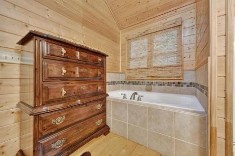 46 Private Drive Ellijay GA 30536