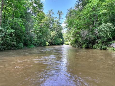 46 Private Drive Ellijay GA 30536