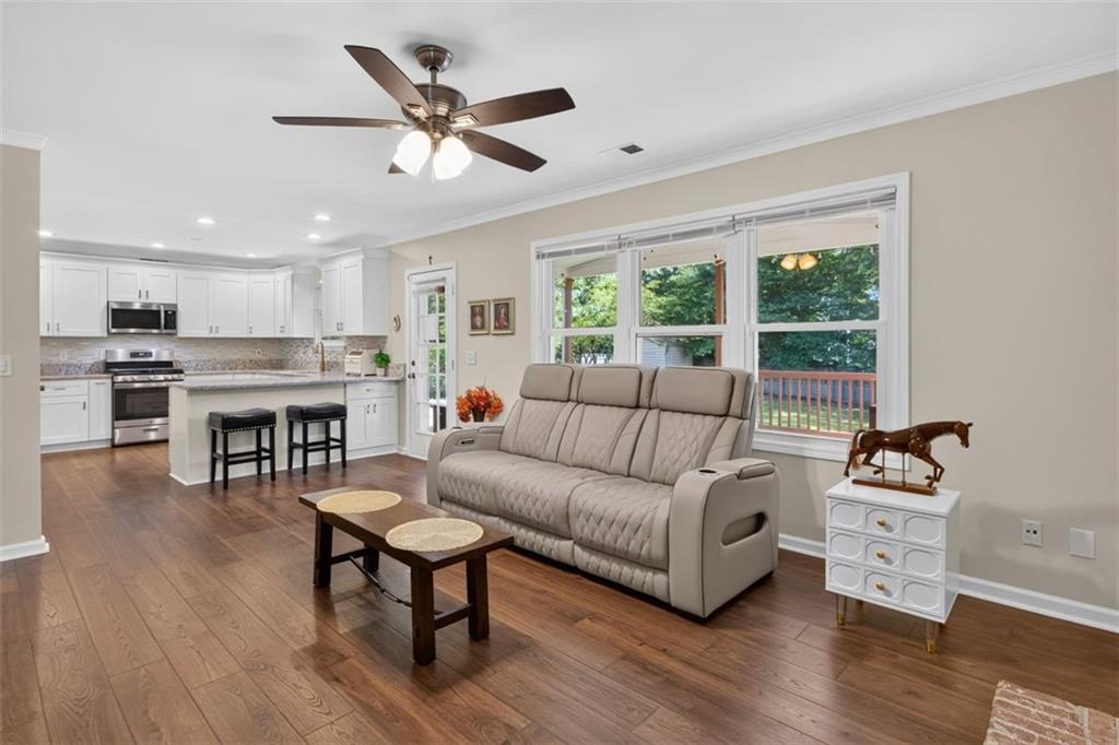 1844 Hannah Place Powder Springs GA 30127