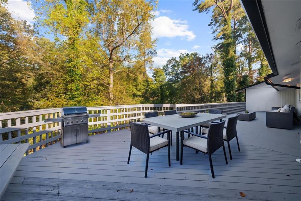5303 Raintree Circle Oakwood GA 30566
