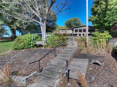 2410 Bellview Young Harris GA 30582