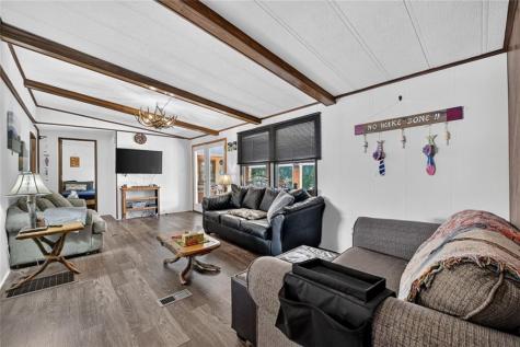 2410 Bellview Young Harris GA 30582