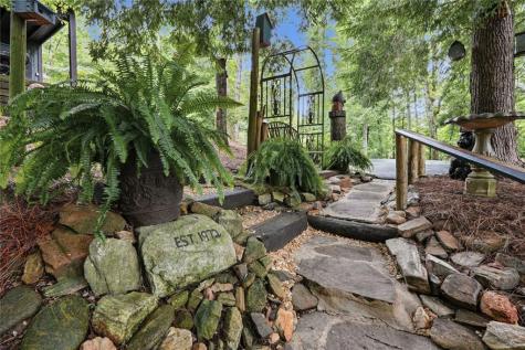 472 Glenridge Drive Cleveland GA 30528