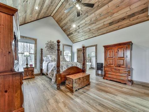 208 Weeks Drive Ellijay GA 30540