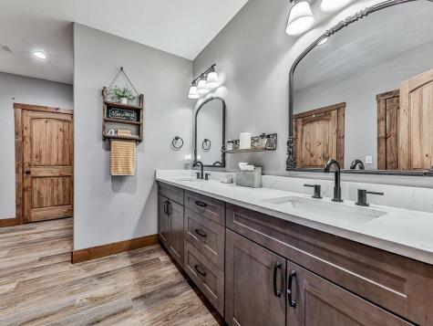 208 Weeks Drive Ellijay GA 30540