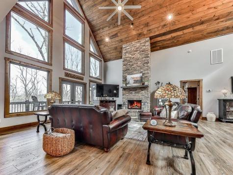 208 Weeks Drive Ellijay GA 30540