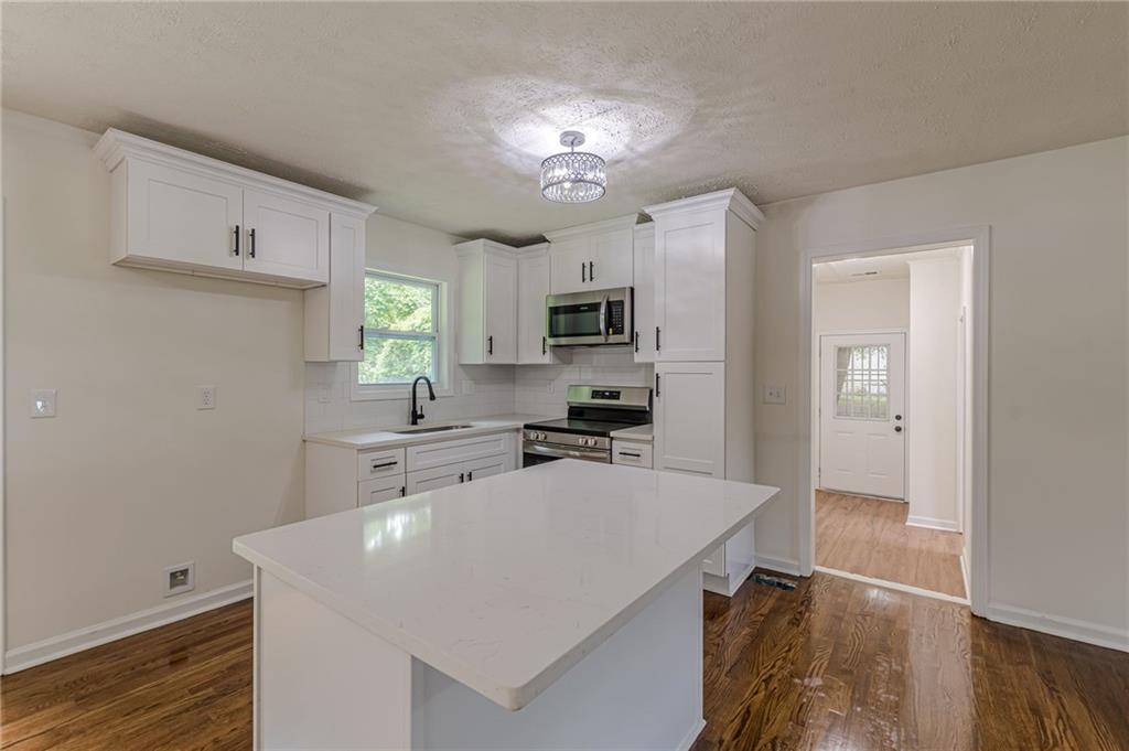 8285 Hemlock Drive Jonesboro GA 30238