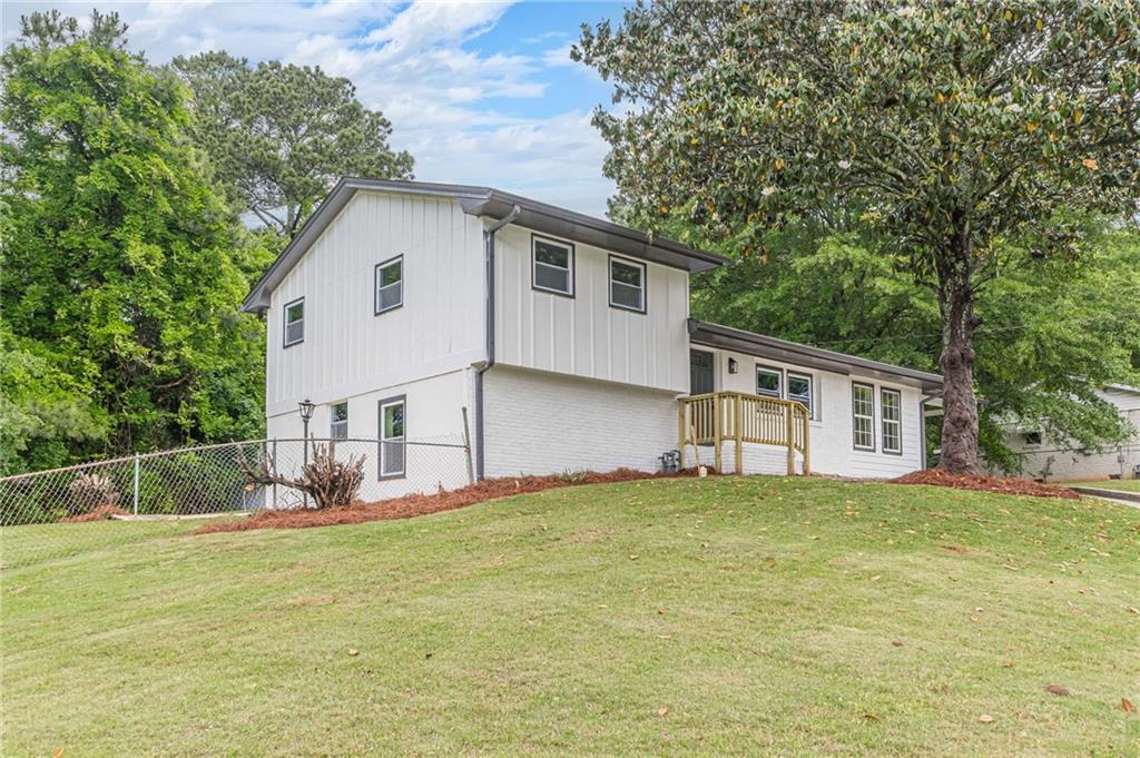 8285 Hemlock Drive Jonesboro GA 30238