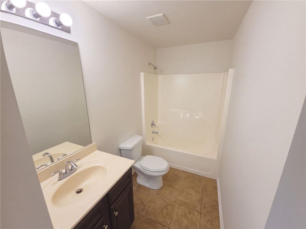 996 Spanish Moss Trail Loganville GA 30052