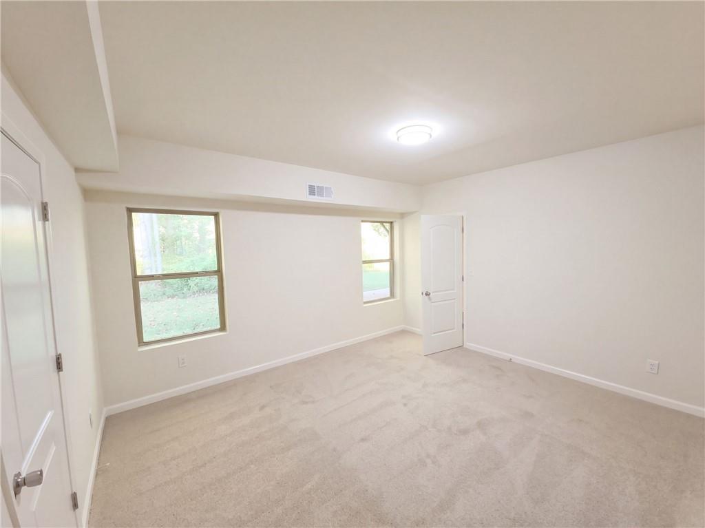 996 Spanish Moss Trail Loganville GA 30052