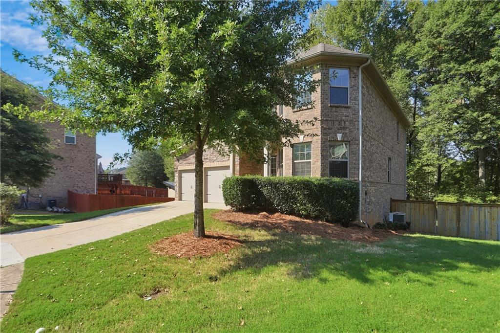 996 Spanish Moss Trail Loganville GA 30052