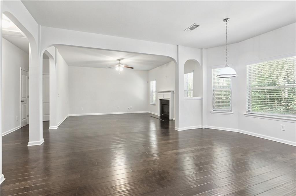 996 Spanish Moss Trail Loganville GA 30052