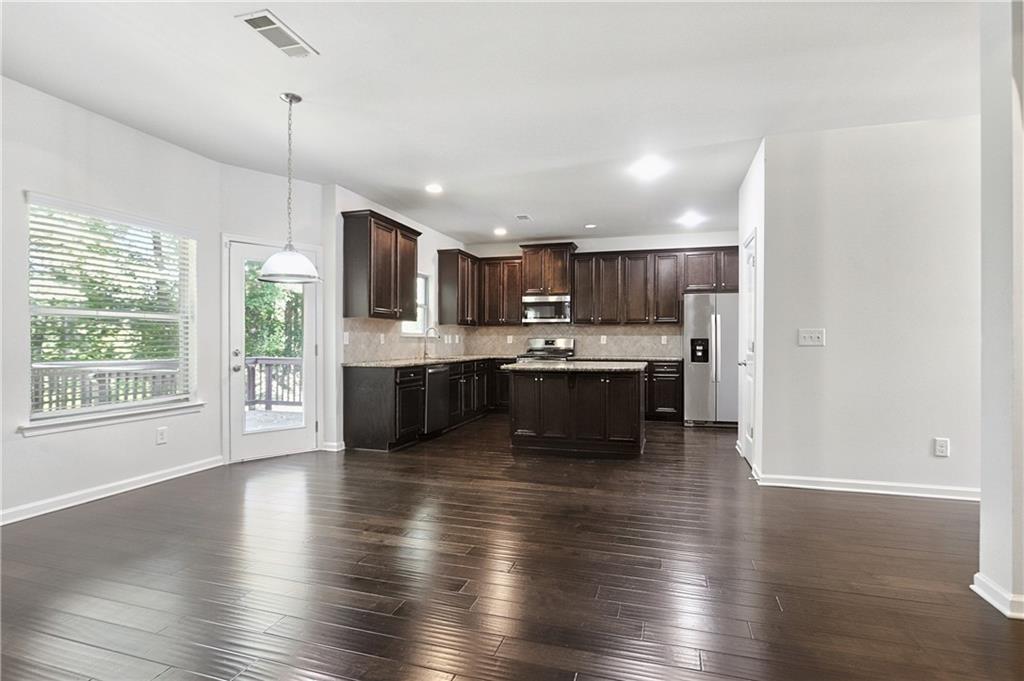 996 Spanish Moss Trail Loganville GA 30052