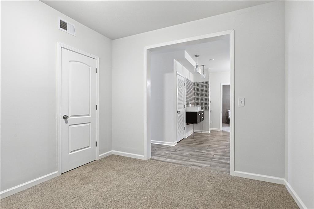 996 Spanish Moss Trail Loganville GA 30052