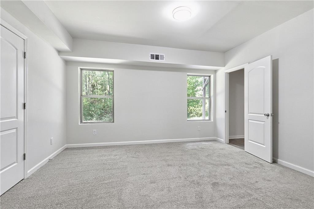 996 Spanish Moss Trail Loganville GA 30052