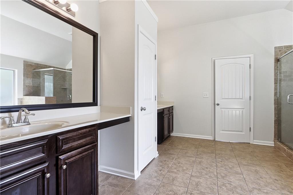 996 Spanish Moss Trail Loganville GA 30052