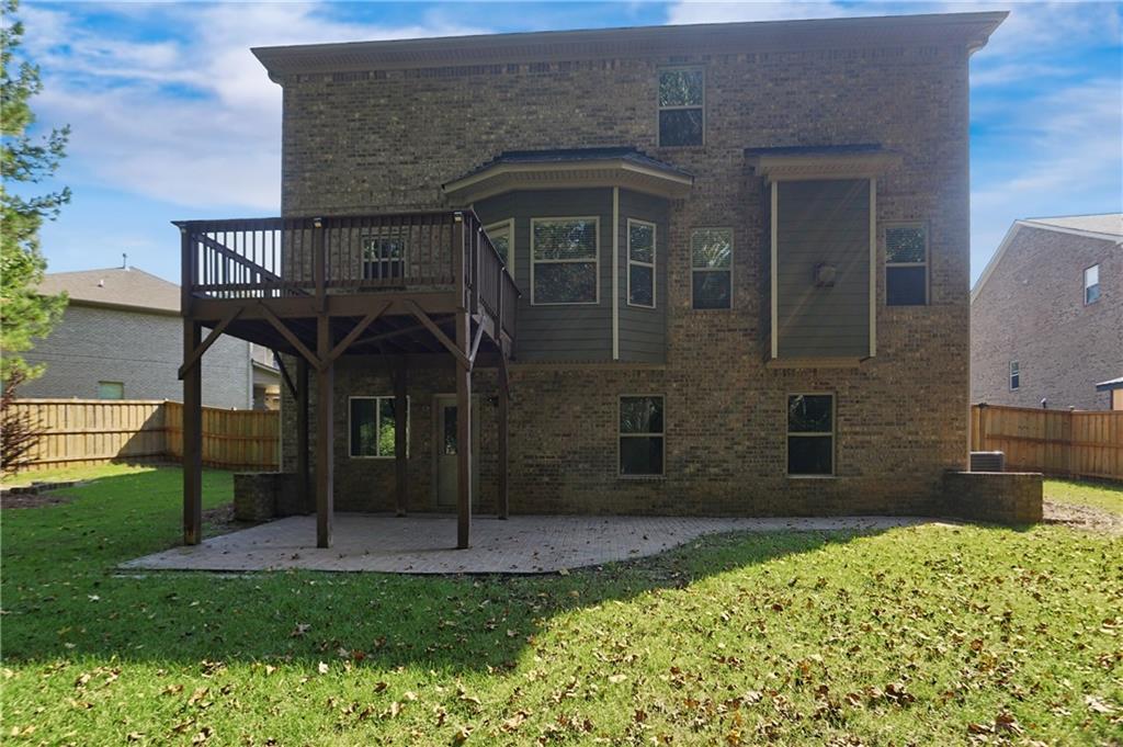 996 Spanish Moss Trail Loganville GA 30052