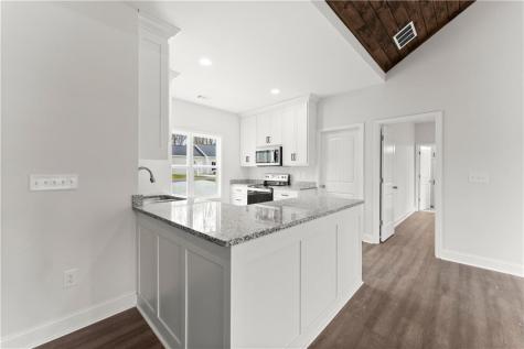 51 Hawks Ridge Court Cleveland GA 30528