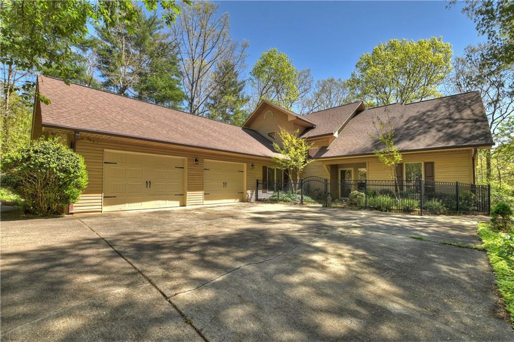 145 Toccoa Court Ellijay GA 30540