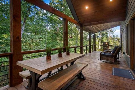 1081 Dills Road Blue Ridge GA 30513