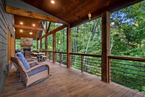1081 Dills Road Blue Ridge GA 30513