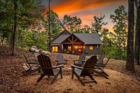 1081 Dills Road Blue Ridge GA 30513