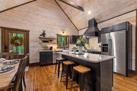 1081 Dills Road Blue Ridge GA 30513