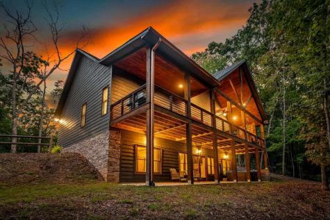 1081 Dills Road Blue Ridge GA 30513