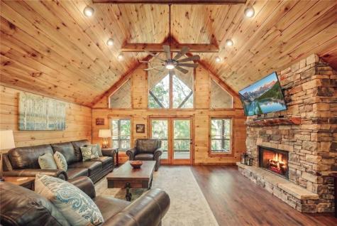 175 Stuart Drive Mineral Bluff GA 30559