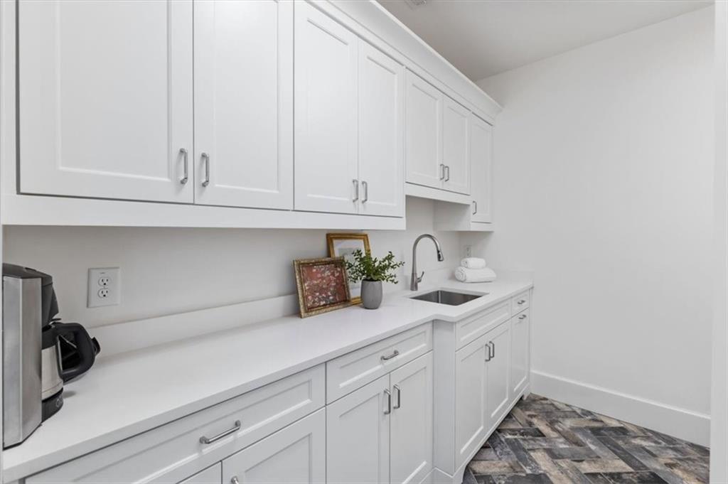 212 Brooke Drive Alpharetta GA 30009