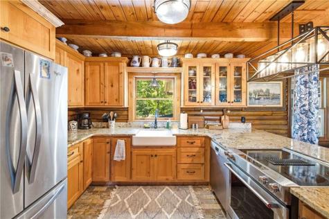 938 Waters Street W Clarkesville GA 30523