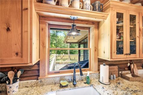938 Waters Street W Clarkesville GA 30523