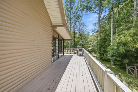 938 Waters Street W Clarkesville GA 30523