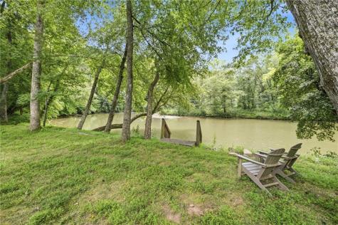 938 Waters Street W Clarkesville GA 30523