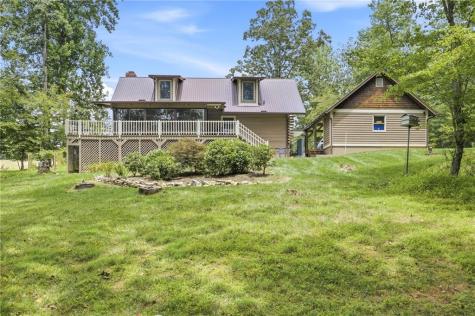 938 Waters Street W Clarkesville GA 30523