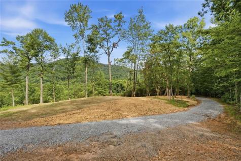 2781 Old Parker Place Road Ellijay GA 30536