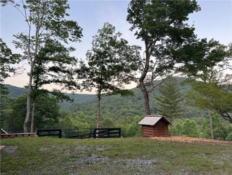 2781 Old Parker Place Road Ellijay GA 30536