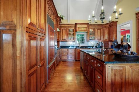 1104 Ridgeview Drive Big Canoe GA 30143