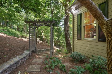 1104 Ridgeview Drive Big Canoe GA 30143