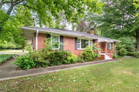99 E Sellers Street Jasper GA 30143
