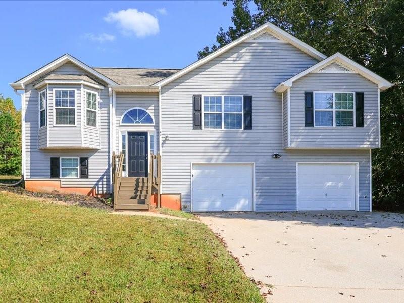 44 Twin Oaks Trail Dallas GA 30157