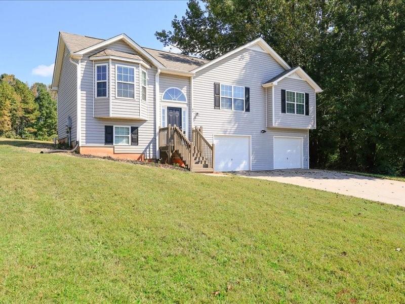 44 Twin Oaks Trail Dallas GA 30157
