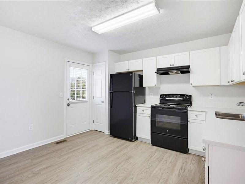 44 Twin Oaks Trail Dallas GA 30157