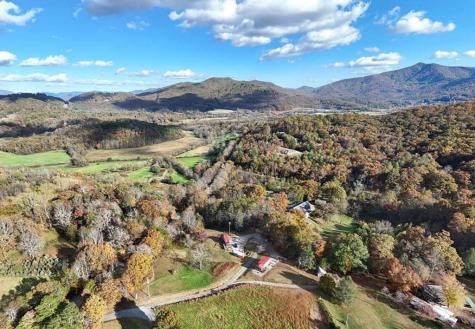 476 478 Lapidary Lane Young Harris GA 30582