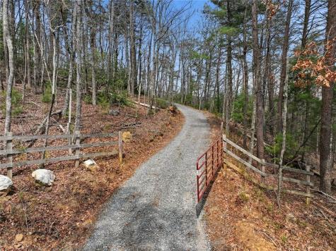1399 Old Parker Place Road Ellijay GA 30536